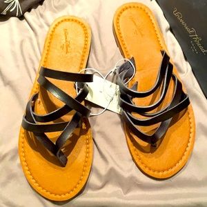 LAST CHANCE black Maritza strappy sandals